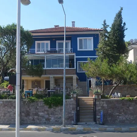 Hotel Lacivert
