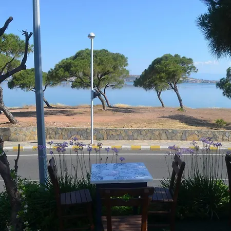 Hotel Lacivert
