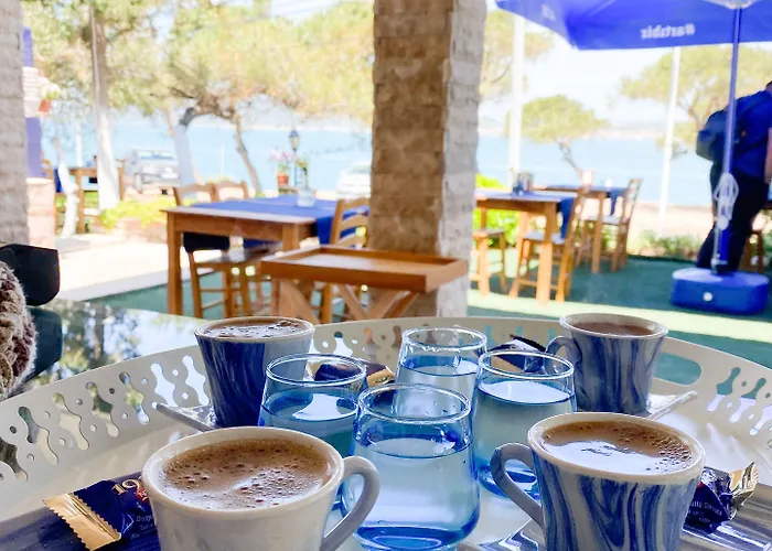 Lacivert Hotel Sefacamlik