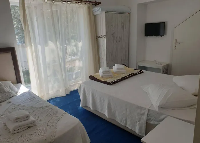 Lacivert Hotel Sefacamlik